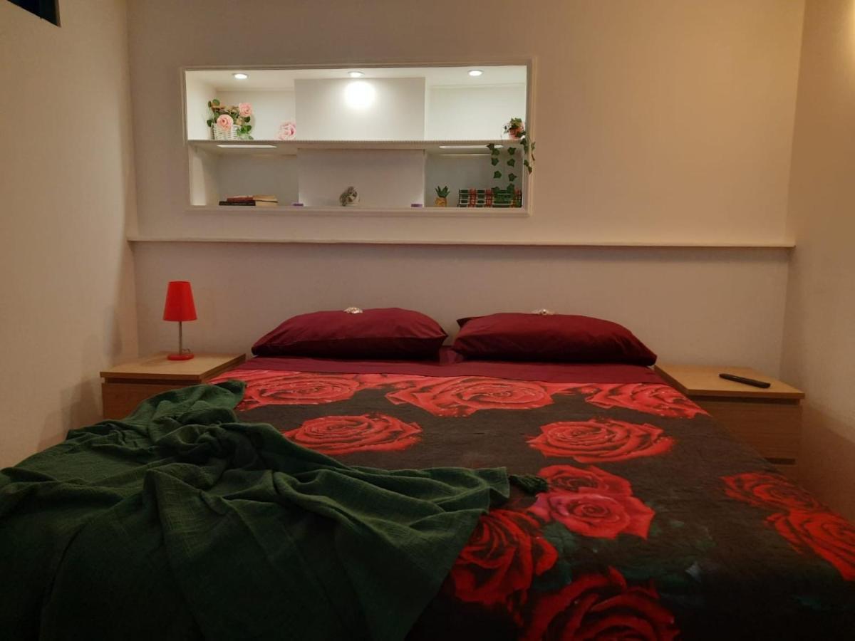 La Casa Del Largo Del Rosso Appartement Pozzuoli Buitenkant foto
