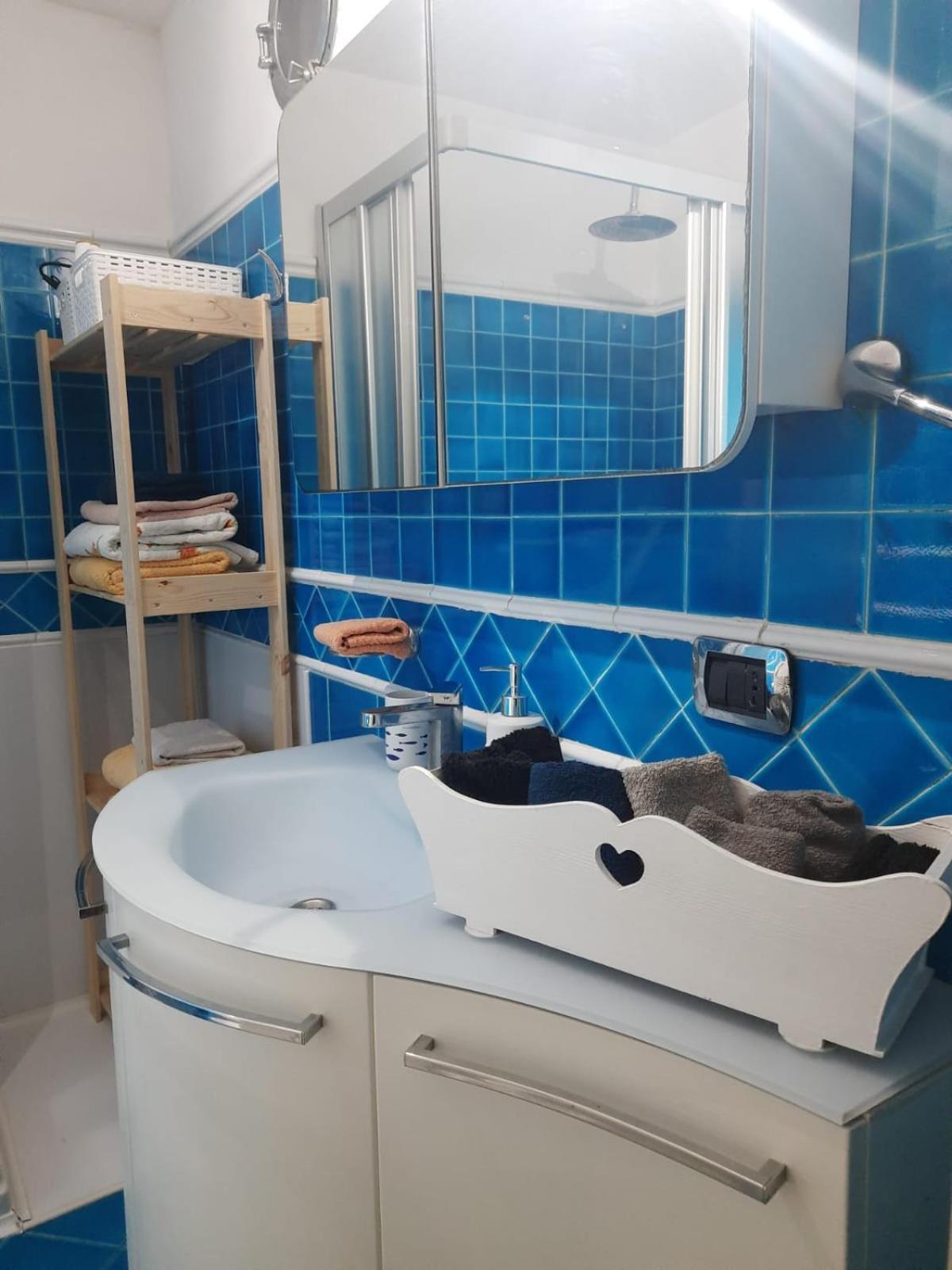 La Casa Del Largo Del Rosso Appartement Pozzuoli Buitenkant foto